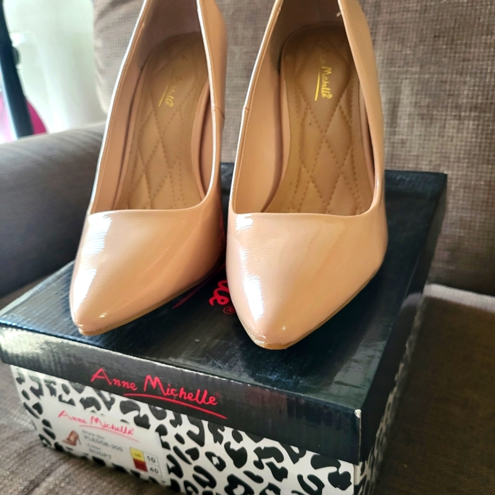 Women shoes